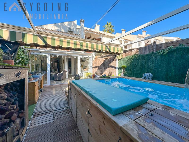 Foto f818891e-97c6-479b-96e3-fd21fbb60240. Maison jumelée avec cheminée parking piscine dans Monte Faro-Altomar II Santa Pola