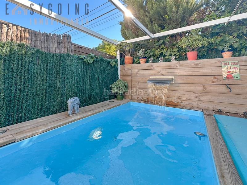 Foto fd9bef5c-76ce-4c19-8adf-d49faee5274a. Maison jumelée avec cheminée parking piscine dans Monte Faro-Altomar II Santa Pola