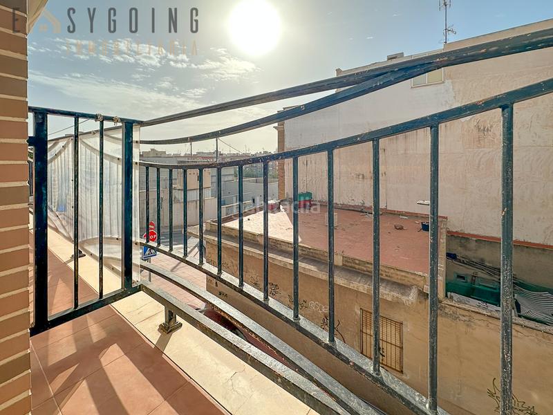 Foto 1561bbde-8d37-4788-a7be-3452303066c9. Alquiler piso bonito y soleado piso en alquiler con terraza privada en Santa Pola