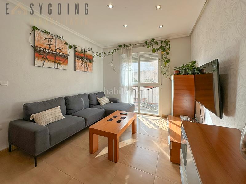 Foto 76517b47-5a27-4da0-8237-fabf96a38797. Alquiler piso bonito y soleado piso en alquiler con terraza privada en Santa Pola