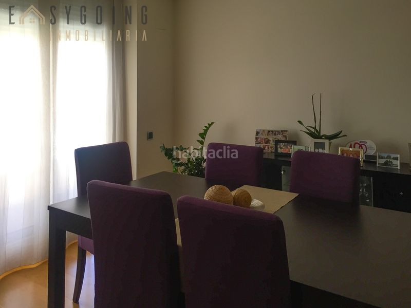 Foto c122ab20-1c9a-4dba-a1bd-96351d46f41e. Àtic amb calefacció aparcament a Benalúa Alicante