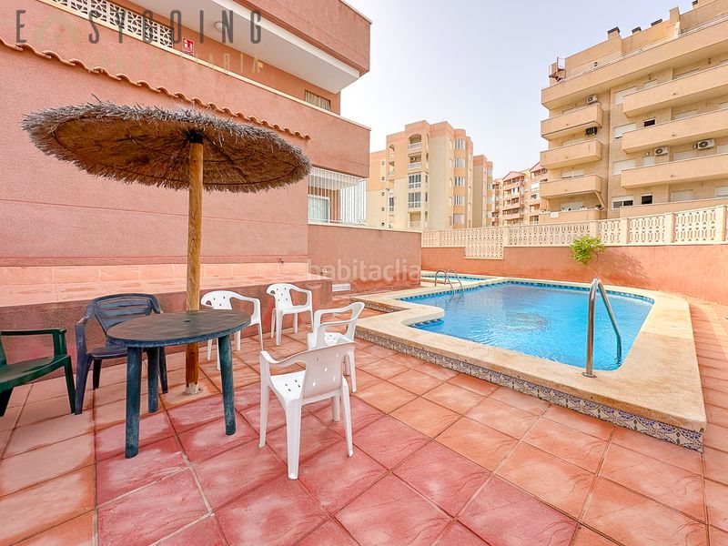 Foto 753bc36e-a4ad-4e88-b7cc-c9e8f8c5f4f8. Apartament amb aparcament piscina a Los Arenales del Sol Elche / Elx