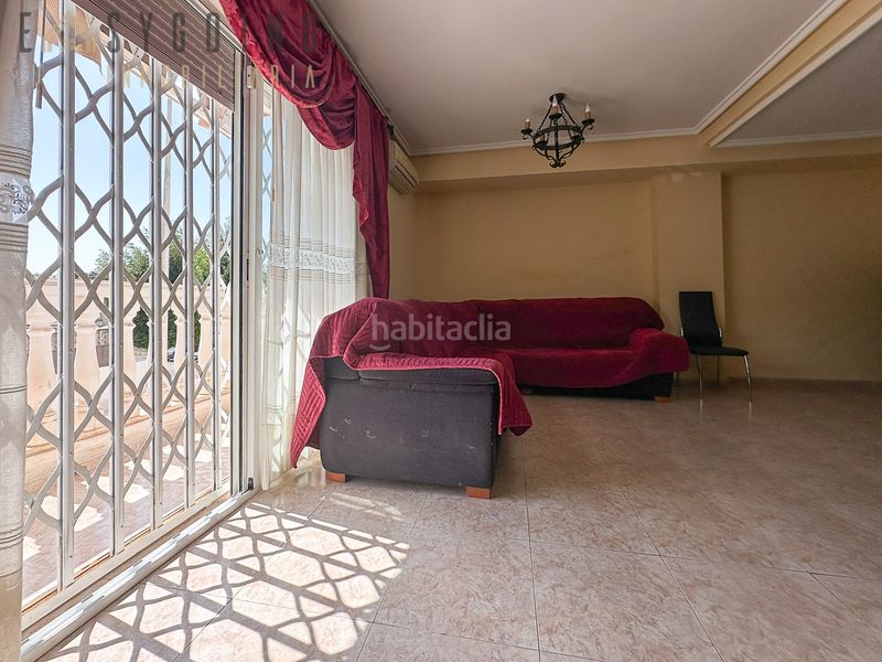 Foto 1ecbb86b-a264-44a8-a4d3-86ab7b938ad7. Casa adosada fantástico adosado familiar con piscina comunitaria y garaje privado en Santa Pola