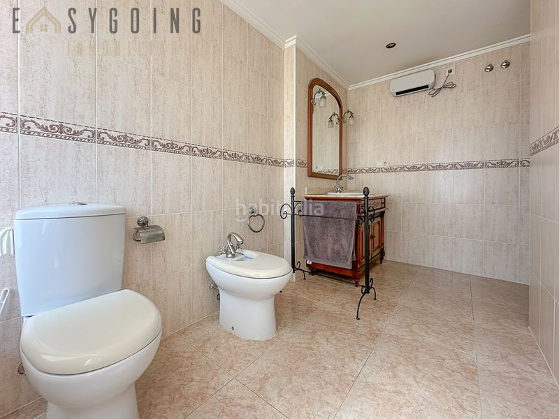Foto 5942b869-18bc-4de1-bb8a-452bacff42ec. Casa adosada fantástico adosado familiar con piscina comunitaria y garaje privado en Santa Pola