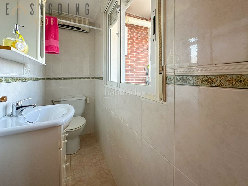 Foto 8761f6b3-69b1-499e-b4d0-f657262bb1c2. Casa adosada fantástico adosado familiar con piscina comunitaria y garaje privado en Santa Pola