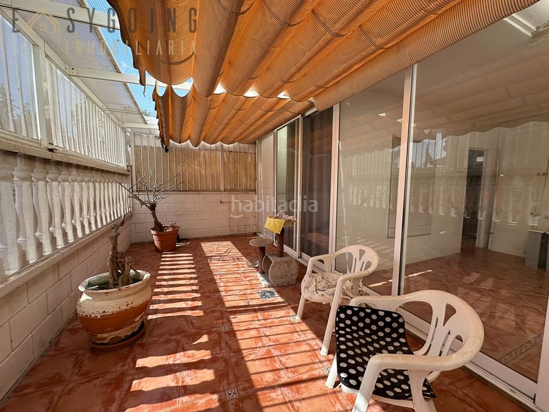 Foto 8f574f27-1e24-4c3c-a37e-b6a5935da356. Casa adosada fantástico adosado familiar con piscina comunitaria y garaje privado en Santa Pola