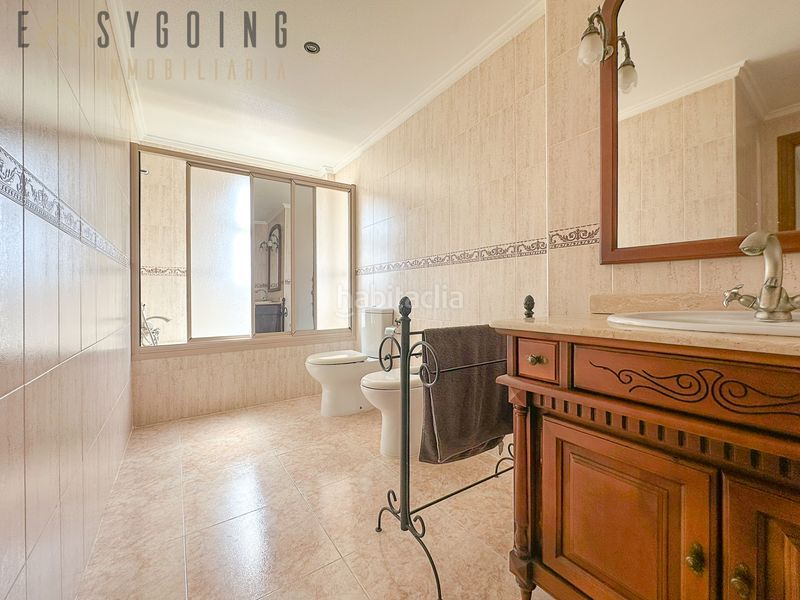 Foto 9788d2ce-9e85-4122-b4bd-1eb49abcfe01. Casa adosada fantástico adosado familiar con piscina comunitaria y garaje privado en Santa Pola