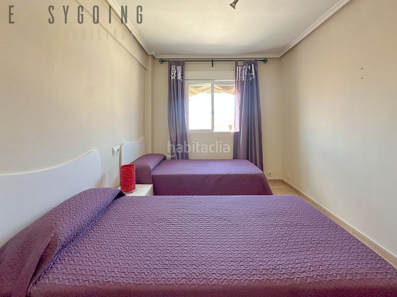 Foto b8e0b680-0cca-4a2d-87ce-604832bdea3b. Casa adosada fantástico adosado familiar con piscina comunitaria y garaje privado en Santa Pola