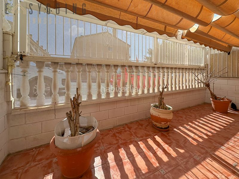 Foto e12896d1-0af2-4fda-95ba-3049af57ec19. Casa adosada fantástico adosado familiar con piscina comunitaria y garaje privado en Santa Pola