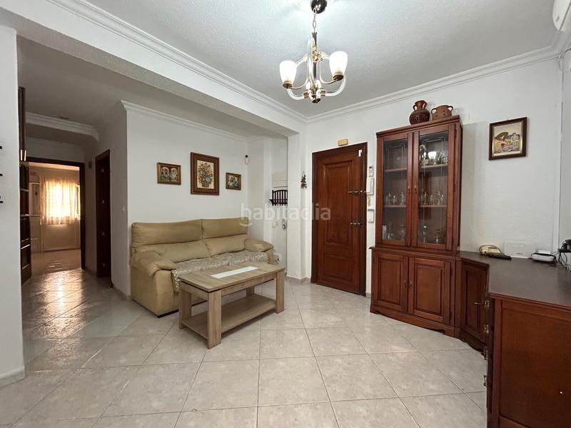 Foto 69b67572-ee8b-4cd0-b8b4-54622bd76bff. Flat in calle mejillón 49 in San Jerónimo - La Bachillera Sevilla