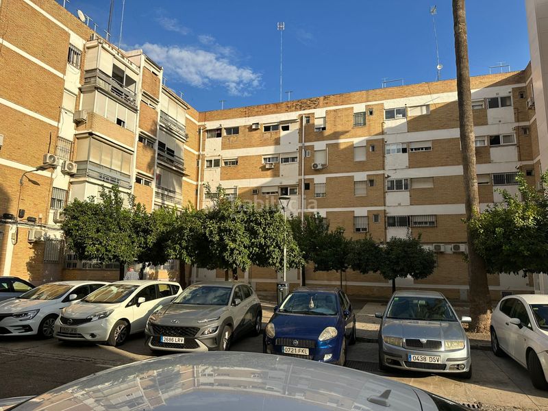 Foto 0d3ab656-4a4a-4849-9cb2-cce84ffa85b8. Pis a avenida de la paz 31 a El Plantinar - Avda. La Paz - El Juncal Sevilla