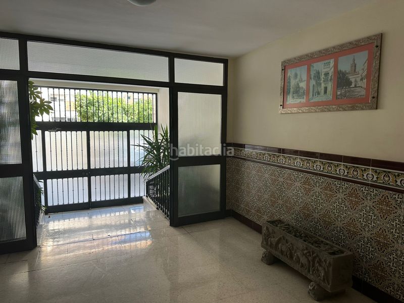 Foto 57f4a3b4-8630-4a41-9663-7ad25eeaf180. Pis a avenida de la paz 31 a El Plantinar - Avda. La Paz - El Juncal Sevilla
