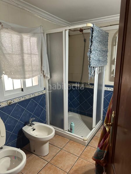 Foto 7b40a220-8c1c-4143-a395-c9e75c8c1351. Casa a calle roble 16 a Torreblanca Sevilla