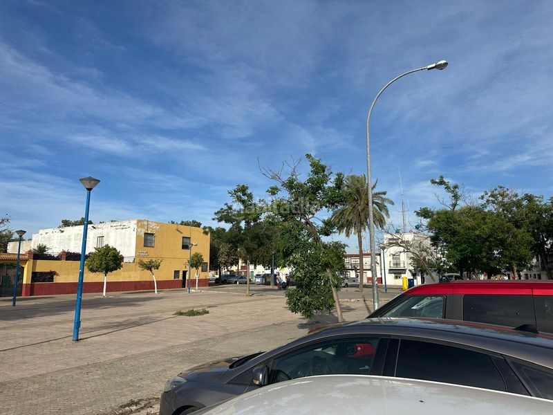 Foto 90109a86-2a3d-4723-8b82-647fb9345c91. Casa a calle roble 16 a Torreblanca Sevilla