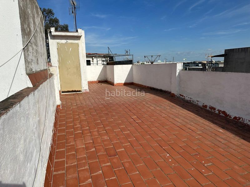 Foto f9ebe03a-9c25-4302-86aa-956853049f0b. Casa a calle roble 16 a Torreblanca Sevilla