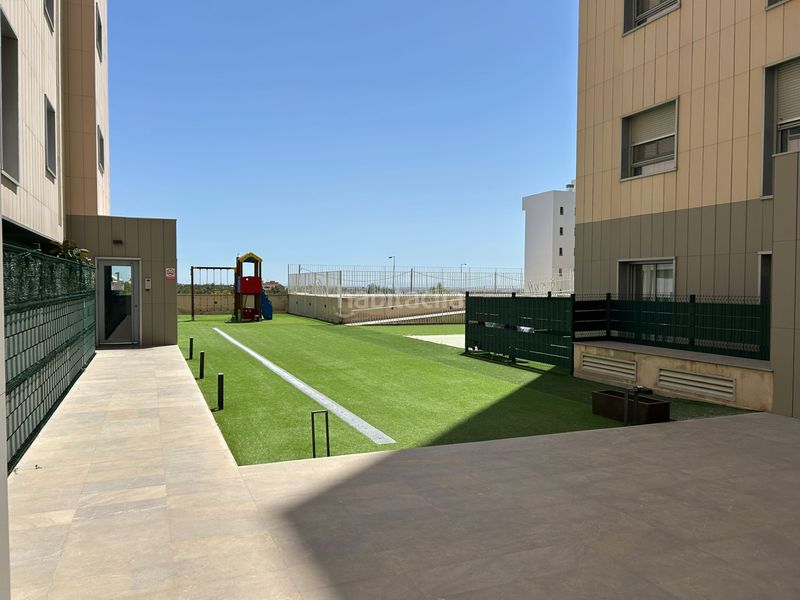Foto 5205783b-c680-4fb5-b92b-6114a7e6f657. Pis a calle del aire 1 a Aljamar Tomares