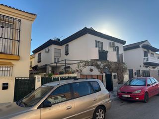House in Calle santa teresa de calcuta 20