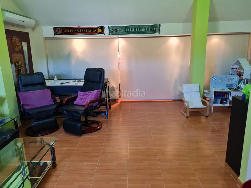 Foto dfb36053-ac11-47e3-b846-fe0d8906eee9. Casa adossada a calle tomillo 35 a Espartinas pueblo Espartinas