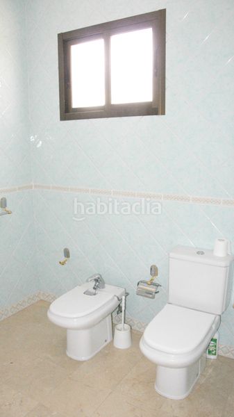 Foto b1d6776d-3711-4631-b846-54b4d443e0bf. Chalet en urbanización el martillo 23 en ramal de Espartinas Espartinas