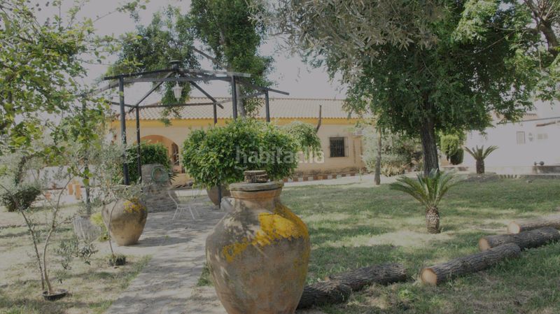 Foto a55205a9-8a2d-4b21-8213-ac66d6635dd3. Xalet a urbanización el martillo 23 a ramal de Espartinas Espartinas