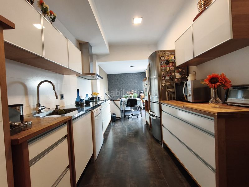 Foto 4283eb9f-94d8-4eeb-b291-f36d67e2f561. Casa a calle sevilla 12b a Gines