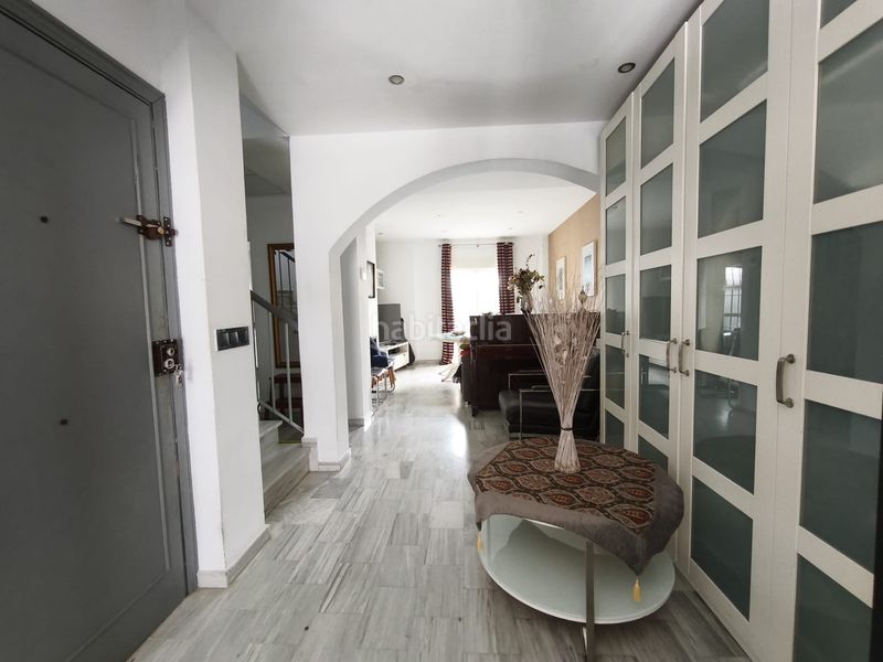 Foto e506f419-a37d-43b8-8539-d156a546b08a. Casa a calle sevilla 12b a Gines