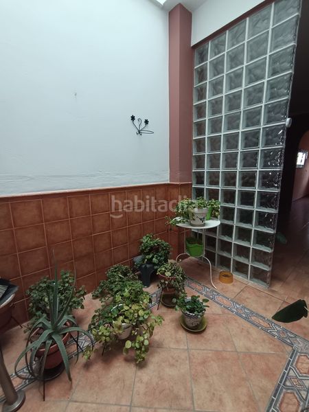 Foto 08ffc113-d8d5-446d-9168-ac7c3f081d6f. Casa a calle soledad 46 a Palmete Sevilla