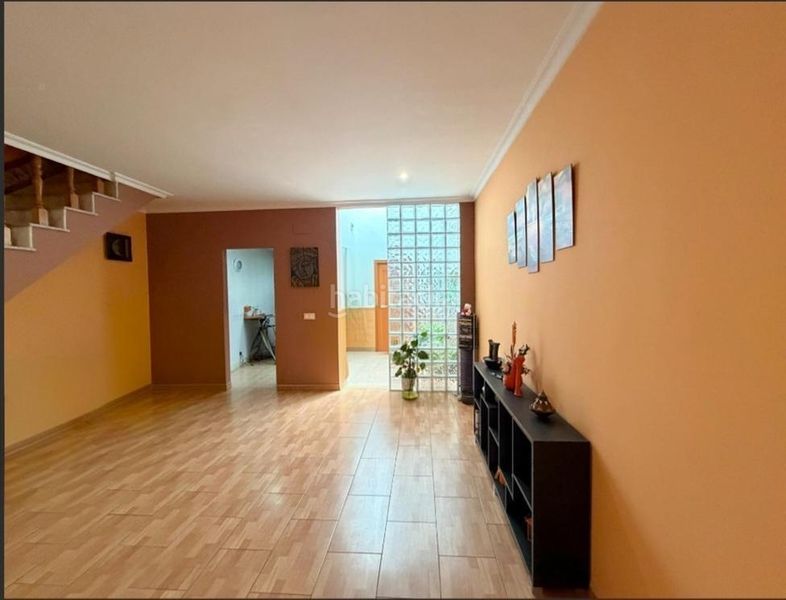 Foto 120029a2-13ee-466c-a5ee-daa940a2a801. Casa a calle soledad 46 a Palmete Sevilla
