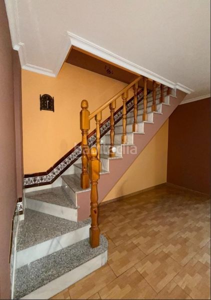 Foto 5b36f721-a294-48e4-a390-2a2b3580656d. Casa a calle soledad 46 a Palmete Sevilla