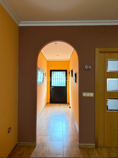 Foto 8d200d65-f2a4-44cf-8f4a-33613a37aa85. Casa a calle soledad 46 a Palmete Sevilla