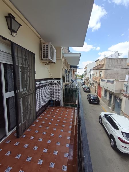 Foto db94f8f9-c095-482f-82ef-c2c9f496c8de. Casa a calle soledad 46 a Palmete Sevilla