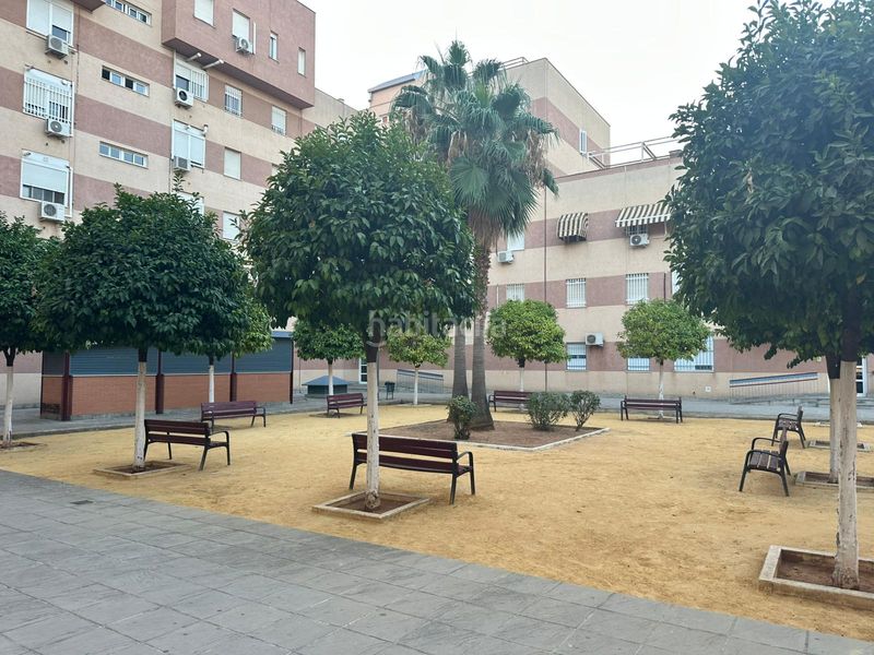 Foto 7d3e3a08-f7fd-466c-9324-d2c703c9ac3f. Pis amb aparcament a Palmete Sevilla