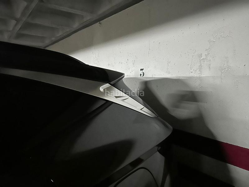 Foto 7e9b94c3-47b0-4472-8bf5-9df0b51e0b7c. Parking coche plaza de garaje zona la florida en Alicante