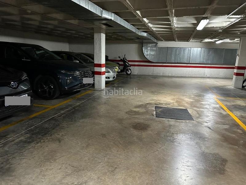 Foto ef409e37-3098-4a81-8cb3-6a038d67ce8d. Parking coche plaza de garaje zona la florida en Alicante