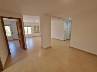 Appartement à Altozano - Conde Lumiares. Fantástico piso de 4 dormitorios originalmente.