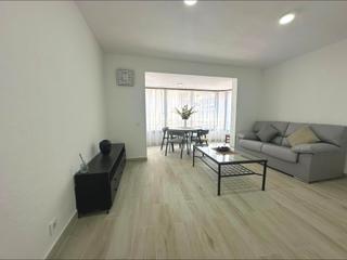 Appartement  Calle rioja de la. Vivienda reformada con encanto mediterráneo a 5 minutos de la pl