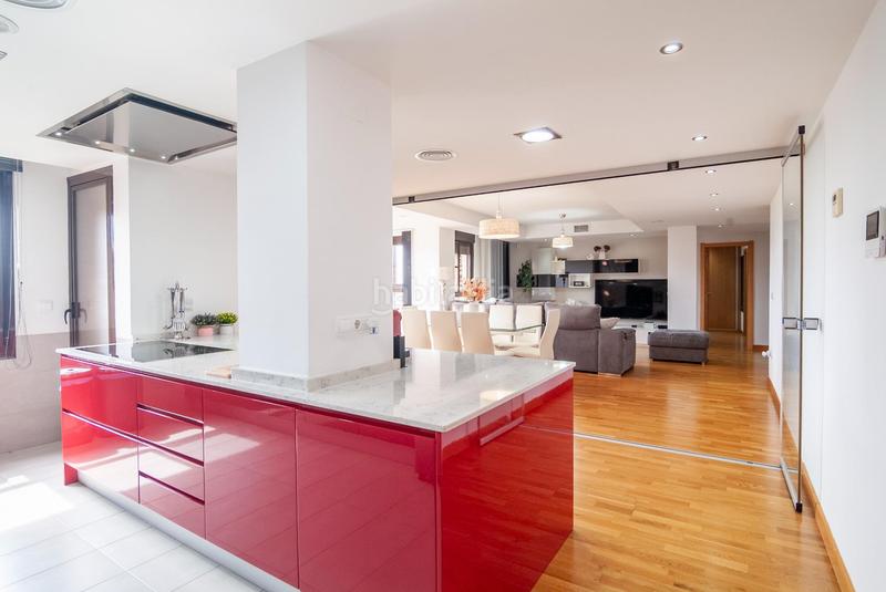 Foto e8cef6a1-141e-4ab1-82c1-f45106432d4f. Piso un concepto de vivienda que redefine el lujo el espacio en Alicante