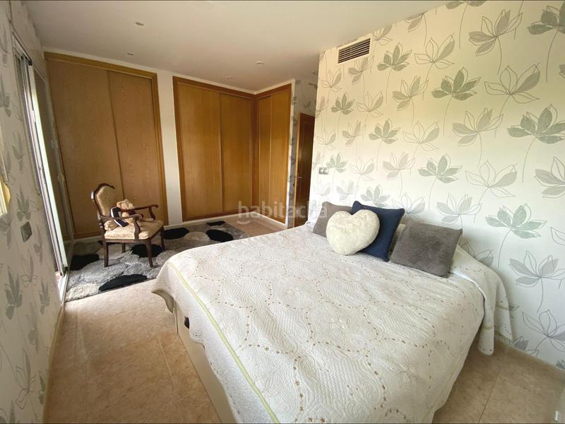 Foto 5264ee28-b5a7-44ce-b2ee-0dfe8cf38efb. Casa amb calefacció aparcament piscina a Monforte del Cid