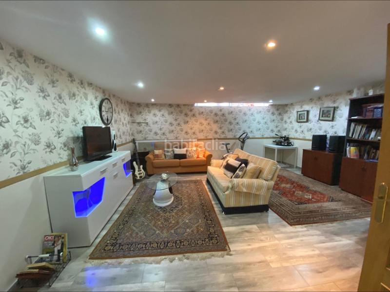 Foto 83cbe668-cfa6-4c37-b48f-2ef1c3b6ea4b. Casa amb calefacció aparcament piscina a Monforte del Cid