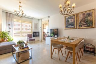 Appartement à Paus - Polígono San Blas. Vivir en esta urbanización es disfrutar de un entorno pensado pa