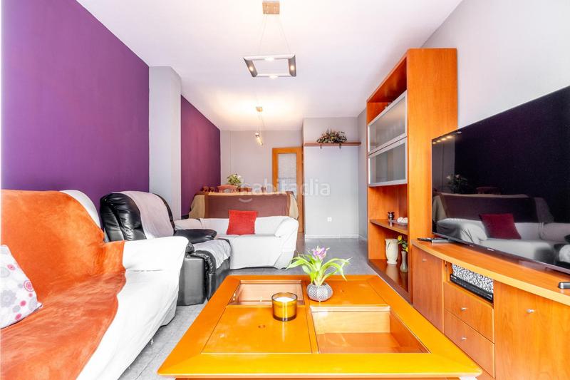 Foto 056400f3-6d4f-4609-ac22-151f1113e0ae. Etagenwohnung mit heizung parking in Florida Baja Alicante