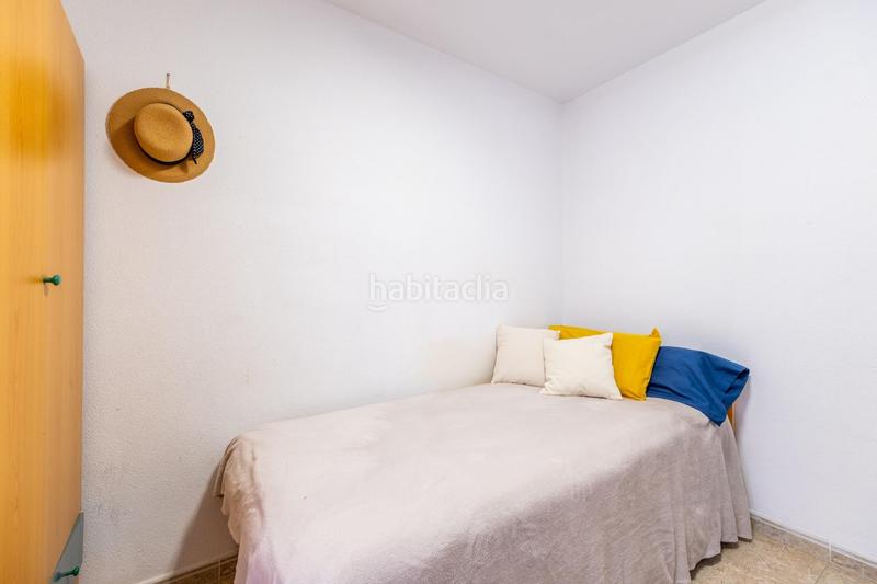 Foto eb92fe50-7001-48e1-9b74-0c29a1626da3. Etagenwohnung mit heizung parking in Florida Baja Alicante