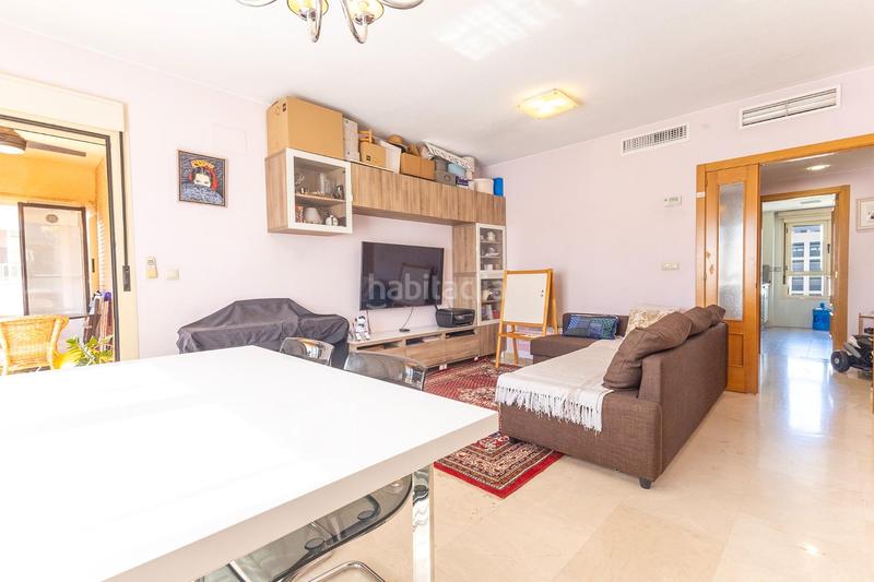 Foto 5a42d981-8c3f-458a-be7a-50eb59533279. Appartement avec parking piscine dans Paus - Polígono San Blas Alicante