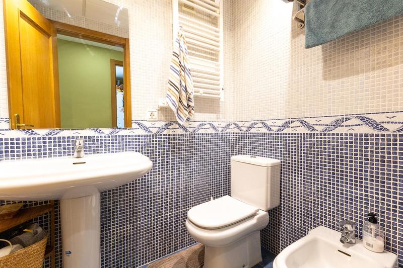 Foto 89bb4225-fa55-4355-bd6f-dec8ee23385b. Appartement avec parking piscine dans Paus - Polígono San Blas Alicante