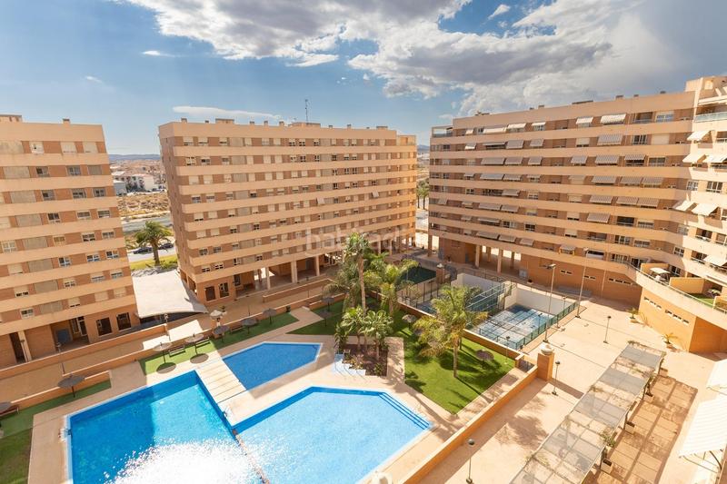 Foto cde0cb36-ea46-4cb7-b977-136620682073. Appartement avec parking piscine dans Paus - Polígono San Blas Alicante