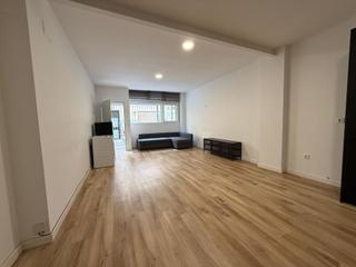 Local commercial  Calle del capitán rueda. Local comercial reformado junto al parque del tossal  zona tranq