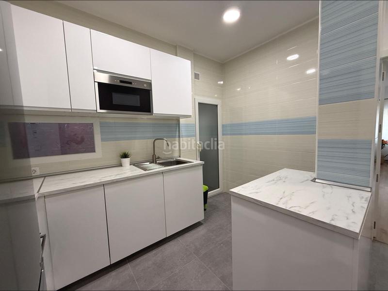 Foto 9c1985ad-db68-4fe5-ad84-239469459b6f. Pis amb calefacció a Garbinet - Parque de las Avenidas Alicante