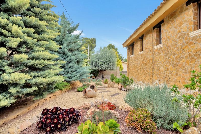 Foto 65077856-8ad6-4bfc-ba69-906e49c40d23. Chalet con riscaldamento parcheggio piscina in Tibi