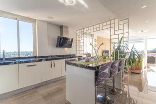 Flat  Avenida de denia. El hogar que te abraza desde la primira mirada