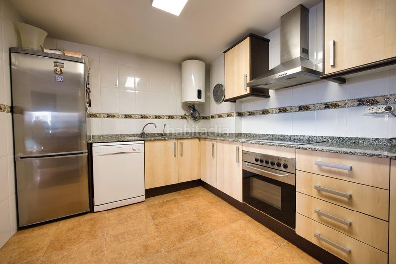 Foto 75908c2f-b2d1-43db-abc2-258e825e2b37. Apartament amb aparcament piscina a Campello Playa Campello (el)